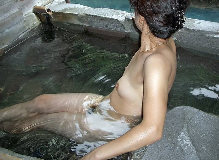 【入浴エロ画像】入浴する女の子！見たかった女湯の風景！絶景かな絶景かな！！ｗ 11