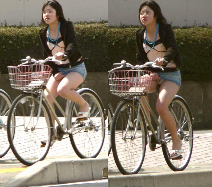 【自転車パンチラエロ画像】自転車で翻るスカート！よし！見えた！！っていうやつｗ 26