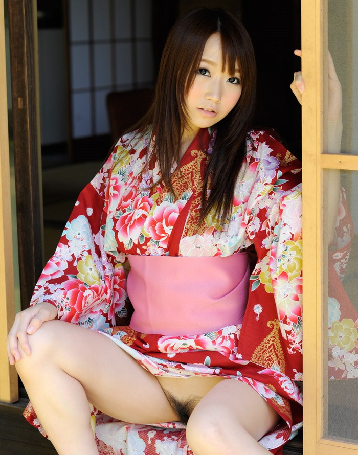 【着物エロ画像】日本の心！着物を着ている女の子のエロ画像がめっちゃ抜ける！ 25