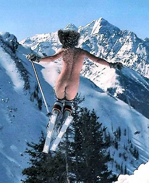 【全裸スキーエロ画像】見ているだけで風邪ひきそう！全裸でスキーなんて狂ってるｗ 09